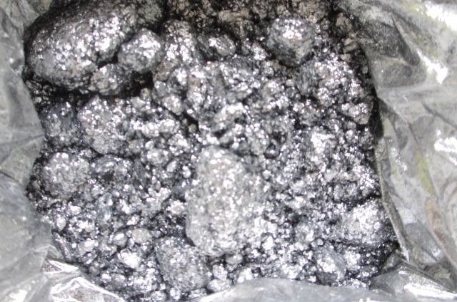 SGS Goedgekeurd niet Doorbladerend Aluminiumdeeg 1.52g/cm3 voor de Deklaag van het Metaalpoeder